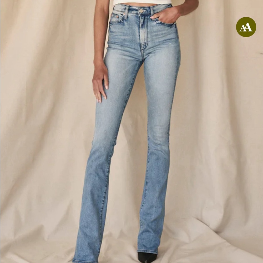 Midheaven Mid-Rise Light Wash Flare Jean